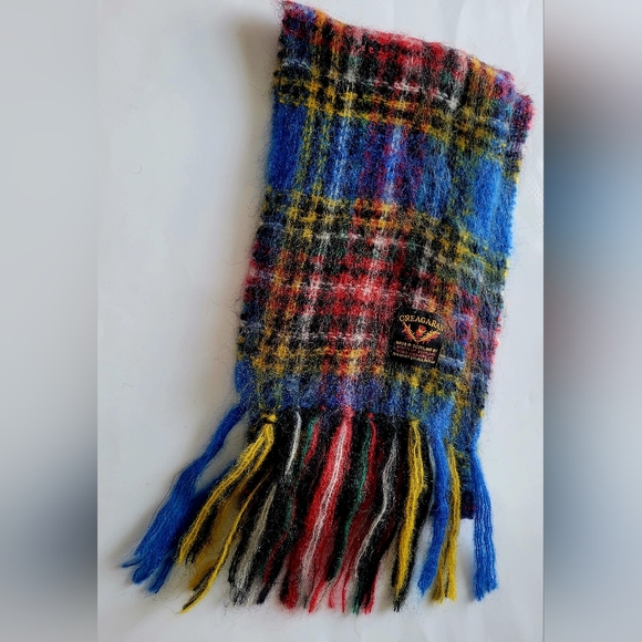 Creagaran Wool & Mohair Scarf Made in Scotland, Plaid Fringe, Multicolor. - Picture 8 of 12